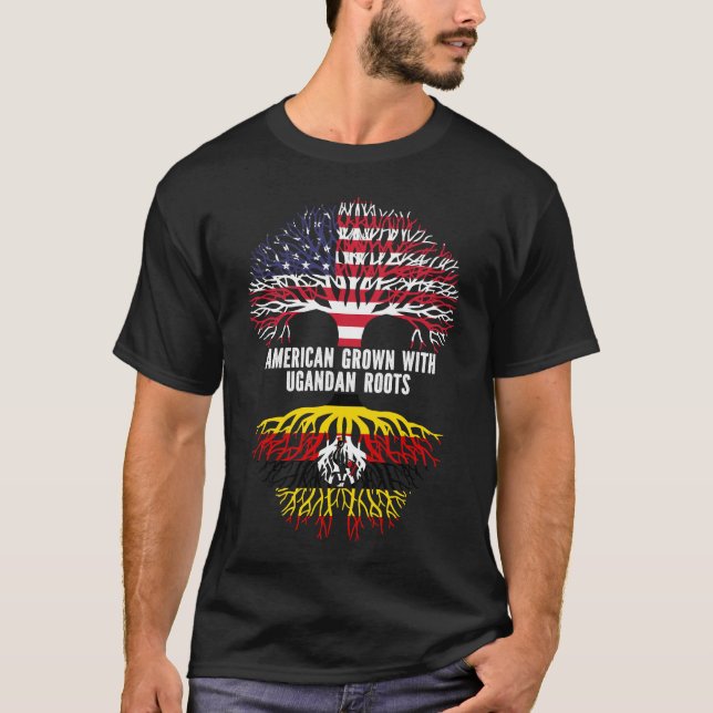 American Grown mit Ugandan Roots USA Flag T-Shirt (Vorderseite)