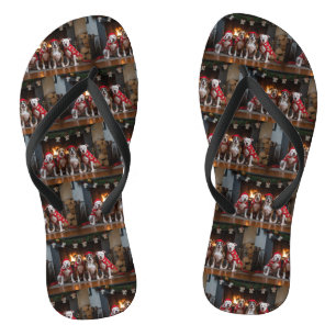 American Staffordshire am Kamin Weihnachten Flip Flops