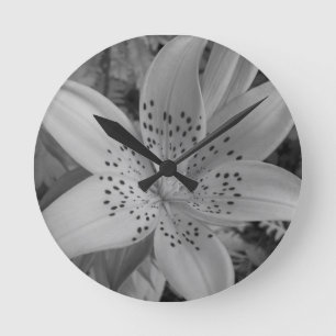 American Tiger Lily Runde Wanduhr