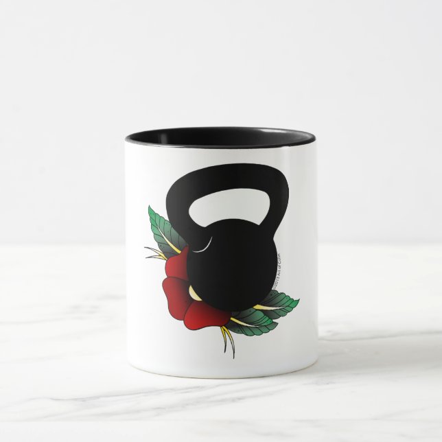 American Traditional Tattoo Blume Kettlebell Tasse (Zentrum)