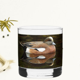 American Wigeon Duck on Pond Whiskyglas