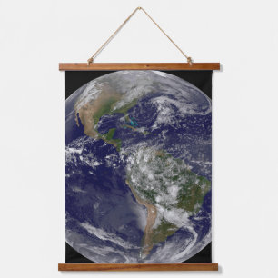 Amerika auf Erden. Wandteppich Mit Holzrahmen