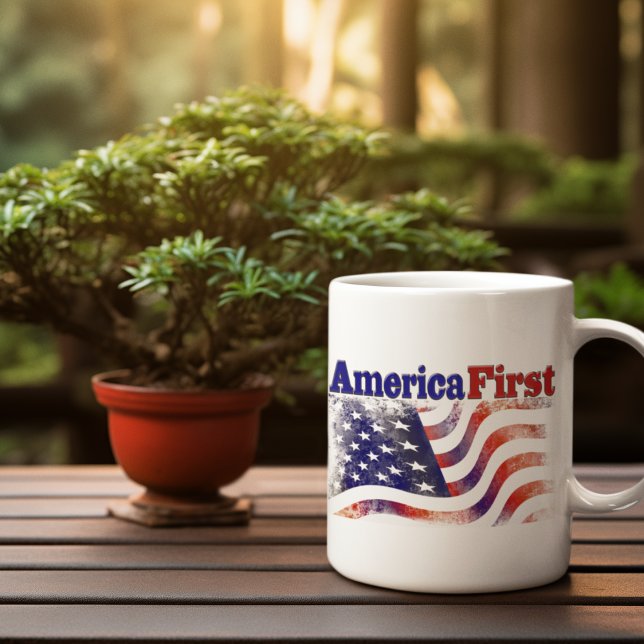 Amerika Erste US Flagge Halbtext Kaffeetasse (Von Creator hochgeladen)