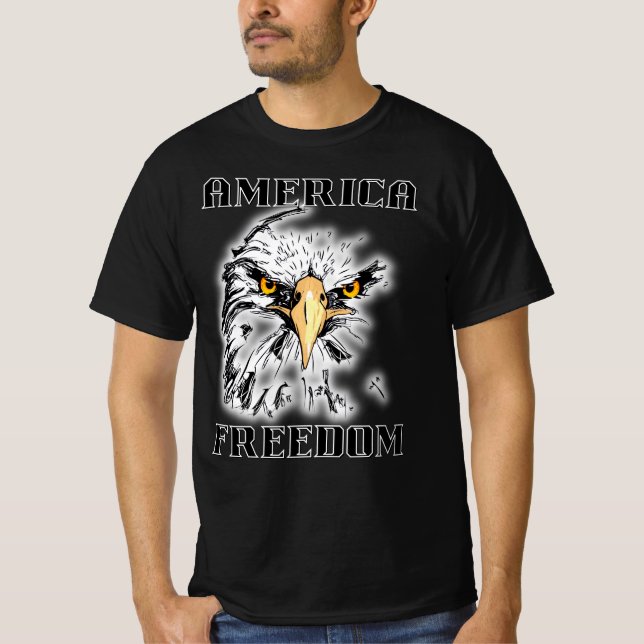Amerika Freiheit mit einem amerikanischen Bald Eag T-Shirt (Vorderseite)