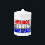 Amerika ist kein sicherer Ort<br><div class="desc">Geh irgendwo anders deinen "sicheren Platz" finden. In Amerika geht es um Redefreiheit!</div>