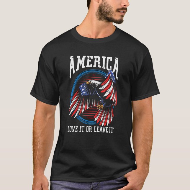 Amerika Liebe es oder Verlasse es uns eifrig stolz T-Shirt (Vorderseite)