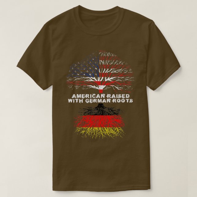 Amerikaner aufgewachsen mit Deutschland Roots T-Shirt (Design vorne)
