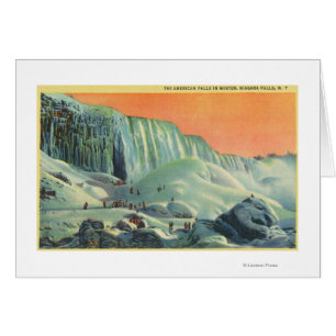 Amerikaner fällt in Winter mit Sonnenuntergang
