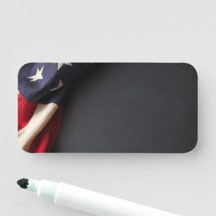 Amerikanische Flagge auf der Tafel Namensschild