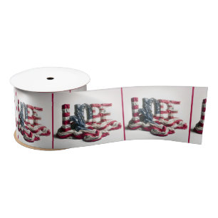 Amerikanische Flagge für Hoffnung Typografie Satinband