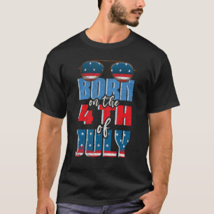 Amerikanische Flagge Geburtsdatum Geboren 4. Juli T-Shirt