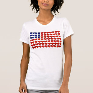 Amerikanische Flagge hergestellt von den Herzen T-Shirt