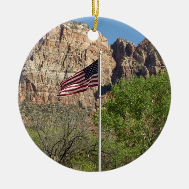 Amerikanische Flagge im Zion-Nationalpark II Keramik Ornament (Vorne)