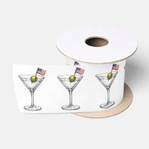 Amerikanische Flagge in einem Martini Satinband