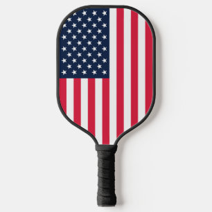 Amerikanische Flagge mit 50 Sternen: US Flagge mit Pickleball Schläger
