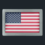 Amerikanische Flagge mit 50 Sternen: US Flagge mit Rechteckige Gürtelschnalle<br><div class="desc">Die 50-Sterne-Flagge, ein mächtiges Symbol der amerikanischen Einheit, hat eine Ursprungsgeschichte, die so einzigartig ist wie die Nation, die sie repräsentiert. Im Jahr 1958 sah sich ein junger Schüler mit dem Namen Bob Heft, der in Lancaster, Ohio, lebte, einer Aufgabe der Geschichtsklasse gegenüber: Eine neue Flagge für die Staaten zu...</div>