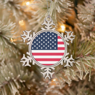 Amerikanische Flagge mit 50 Sternen: US Flagge mit Schneeflocken Zinn-Ornament