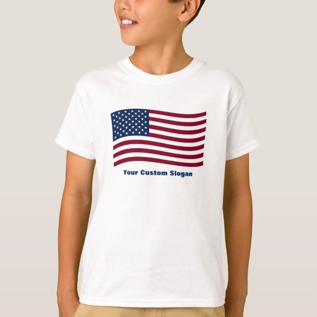 Amerikanische Flagge mit eigenem Slogan T-Shirt (Vorderseite)