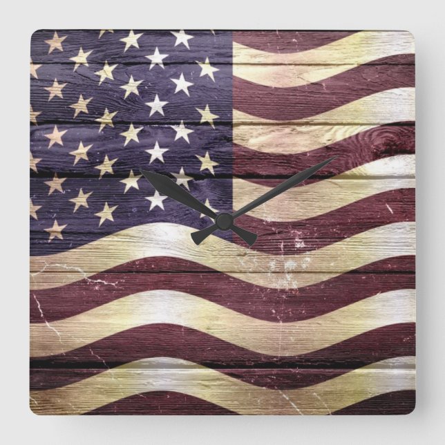 Amerikanische Flaggen-Vintages Holz Quadratische Wanduhr (Vorderseite)