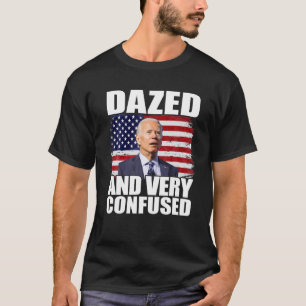 Amerikanische Flaggenbiden getanzt und sehr verwir T-Shirt