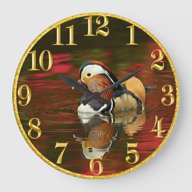 Amerikanische Mandarinenente in Wasser Golduhr Große Wanduhr (Vorderseite)