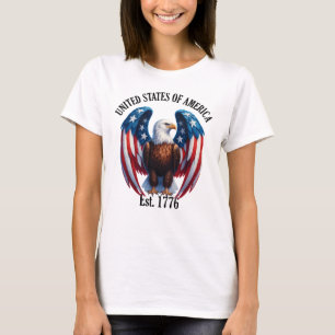 Amerikanischer Adler mit Flaggenflügel im Osten. 1 T-Shirt