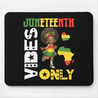 Amerikanisches afrikanisches Mädchen tanzt Junetee Mousepad