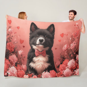 Amerikanisches Akita mit Rose - Valentinstag Fleecedecke