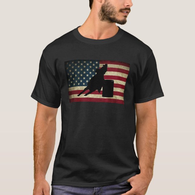 Amerikanisches Fass, das Frau mit Flagge läuft T-Shirt (Vorderseite)