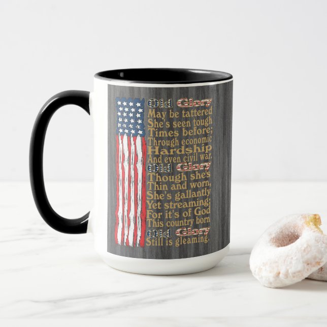 Amerikas altes Ruhm störte Bannergedicht Tasse (Mit Donut)