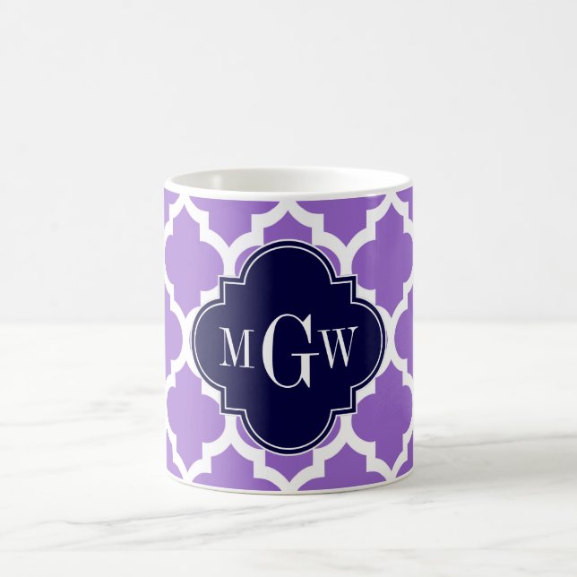 Amethyst White Marokcan #5 Navy 3 Initial Monogram Tasse (Mittel)