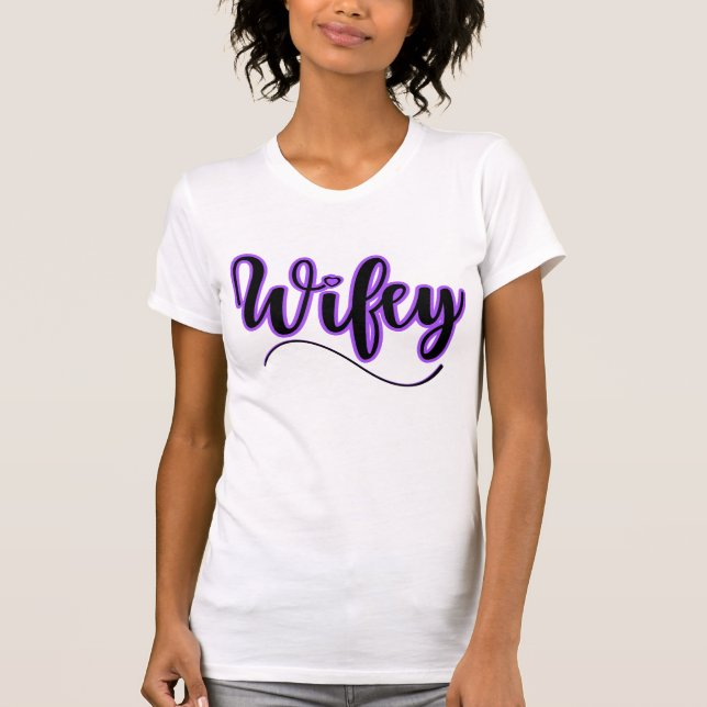 Ammo Apparel USA Wifey Bold Purple Woman's T-Shirt (Vorderseite)