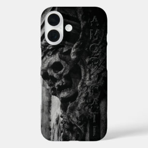 Amor Fati Stone Wings Skull iPhone 16 Hülle