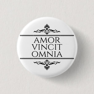Amor Vincit Omnia - Liebe erobert alle Button