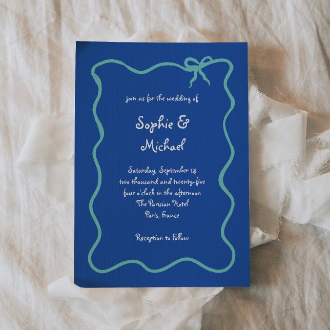 Amour | Blue White and Aquamarin French Bow Weddin Einladung (Von Creator hochgeladen)