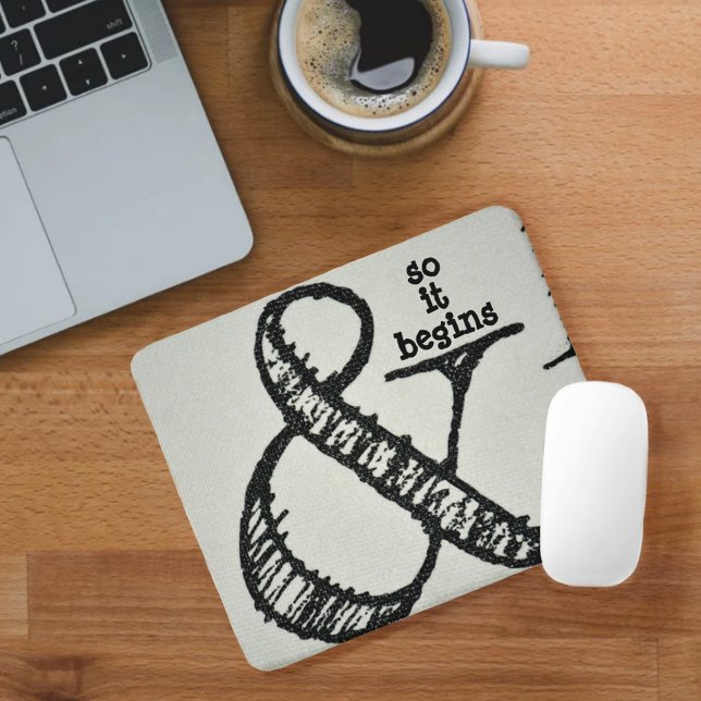 Ampersand-Symbol und so beginnt es grau Mousepad (Von Creator hochgeladen)