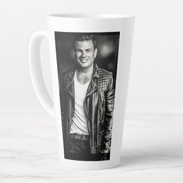 Amr Diab Milchtasse (Linke Ecke)
