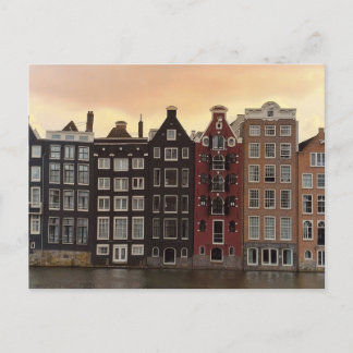 Amsterdam-Kanalhäuser bei Sonnenuntergang Feiertagspostkarte