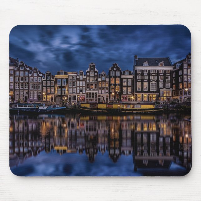 Amsterdam mit Kanälen in Dusk Mousepad (Vorne)