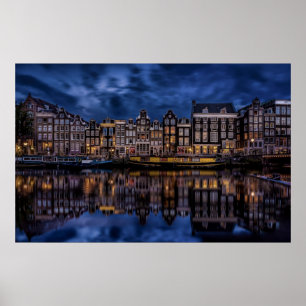 Amsterdam mit Kanälen in Dusk Poster