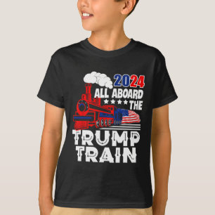 An Bord der Trump-Bahn 2024 die amerikanische Flag T-Shirt