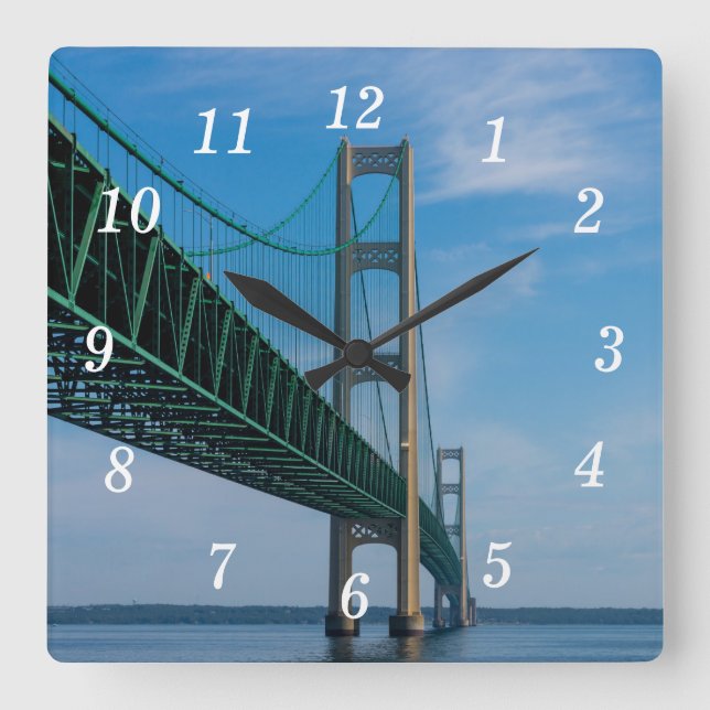 An der Mackinac Bridge Wall Clock Quadratische Wanduhr (Vorderseite)