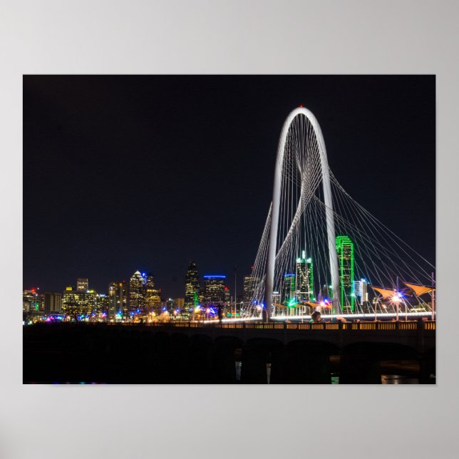 An der Margaret Hunt Hill Bridge Poster (Vorne)