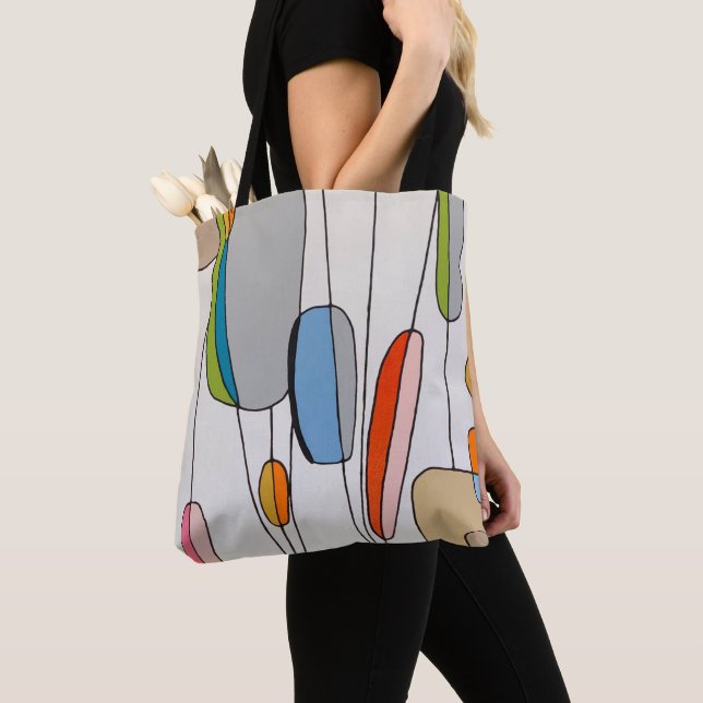 An einem Thread Tote Bag hängen (Von Nahem)