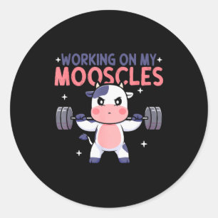 An meinem Moo Muskeln Workout Design arbeiten Runder Aufkleber