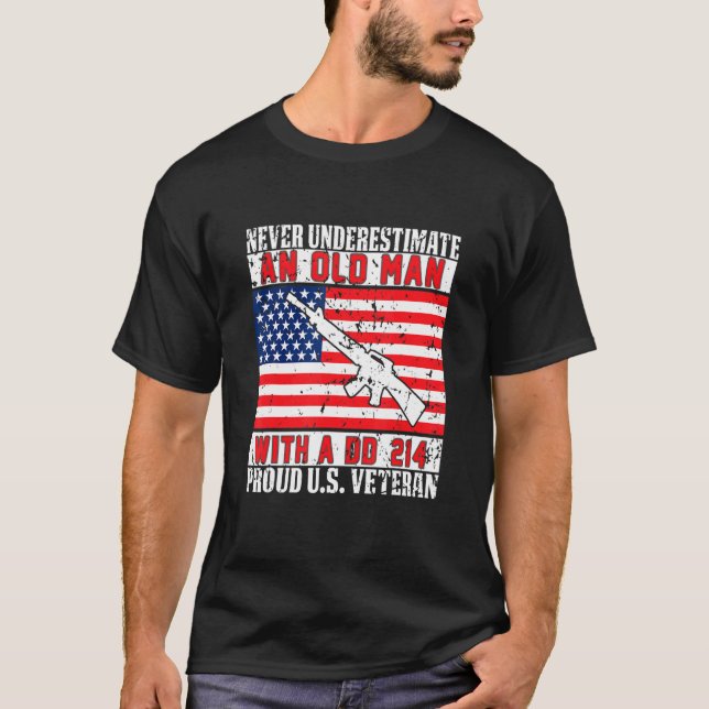 An Old Man With A Dd 214 U S Veteran T-Shirt (Vorderseite)