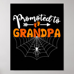 An Oma Halloween Pregnancy Announceme befördert Poster