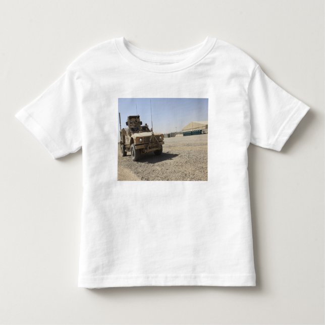 An Oshkosh M-ATV 2 Kleinkind T-shirt (Vorderseite)