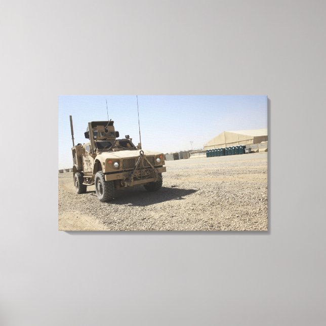 An Oshkosh M-ATV 2 Leinwanddruck (Vorderseite)