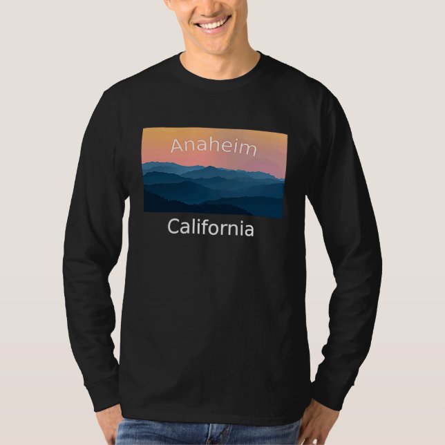Anaheim California Mountain sunset hometown T-Shirt (Vorderseite)